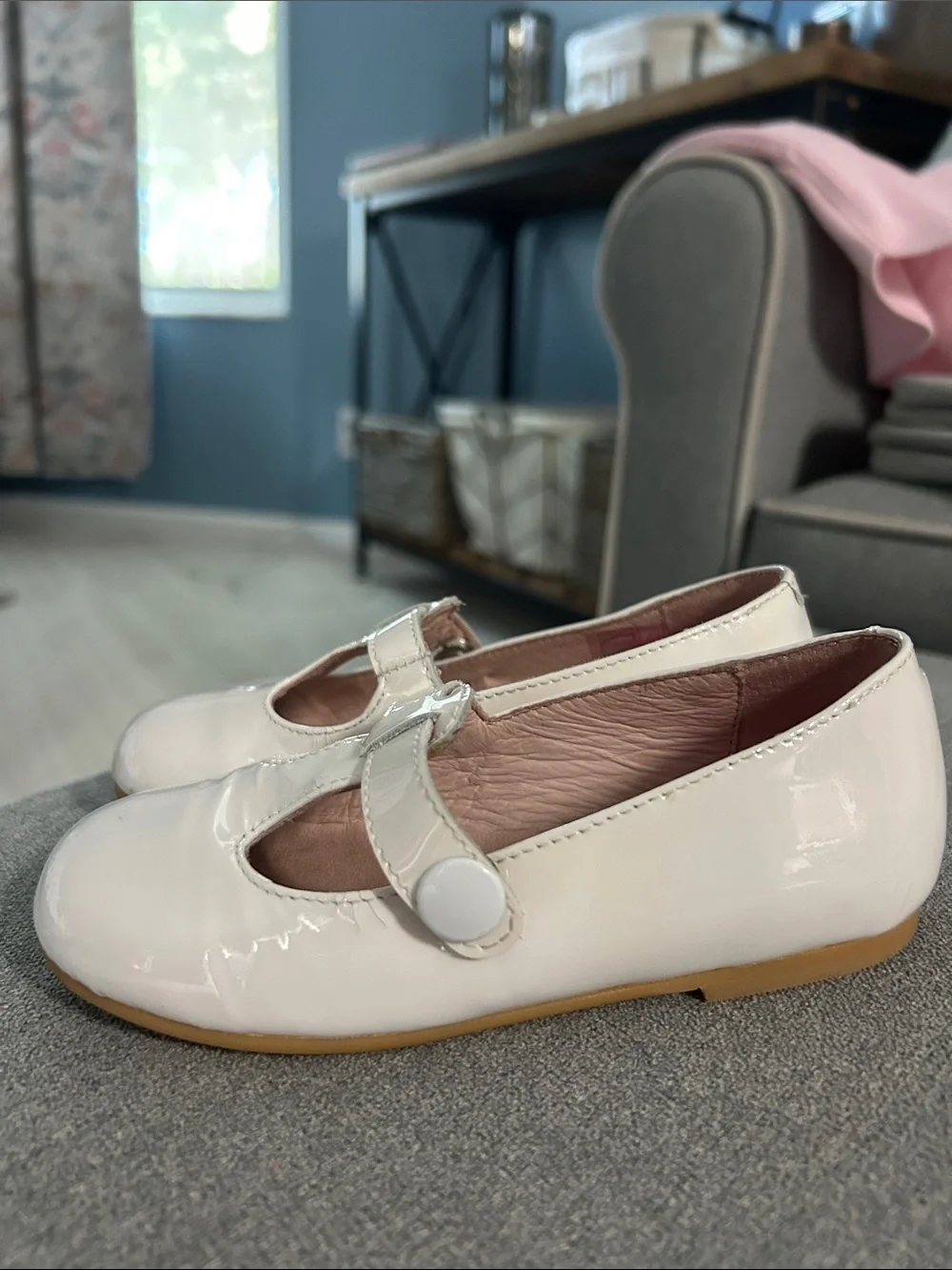 jacardi paris elegant white